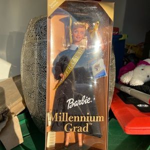 NIB Millennium 2000 Graduation Barbie Special Ed